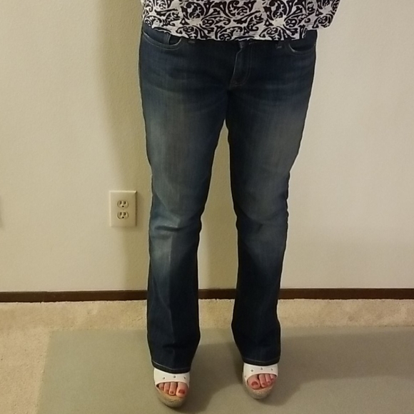 Express Bootcut Jean - Picture 2 of 5